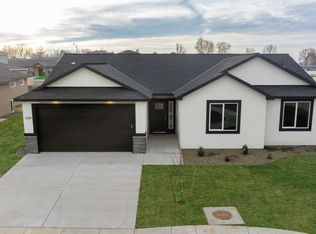 1109 N Grant Pl, Kennewick, WA
