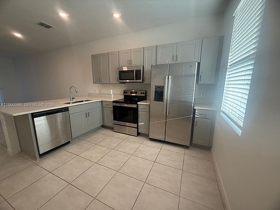 2nd image of 2025 Viewfinder St #2025