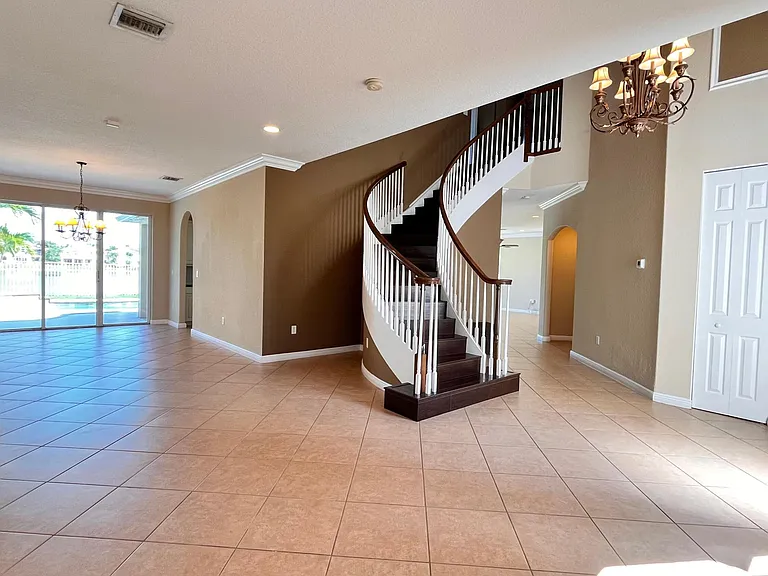 9546 Worswick Ct — Photo 27