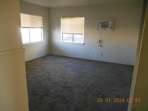 130 S Abbie St Photo 1