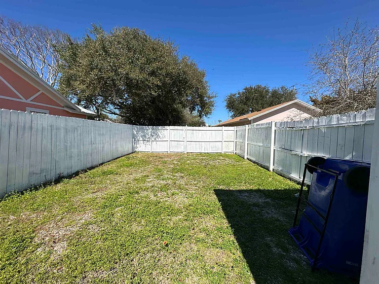 280 Sunset Dr #A — Photo 10