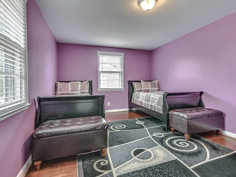 655 Harding Pl — Photo 29