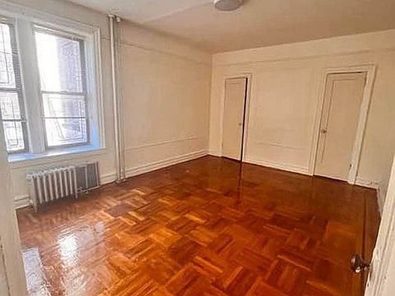 5th image of 446 Kingston Ave APT D8
