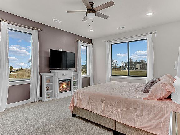 5th image of 750 S Pier Dr #5