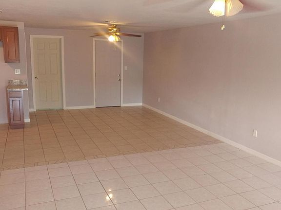 4th image of 1634 N 57th Dr