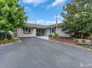 49 Idlewild Ln, Aberdeen, NJ 07747