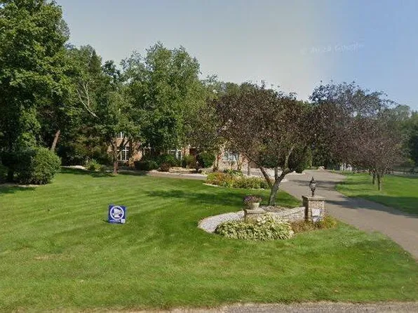 795 Midwest Trl N, Lake Elmo, MN 55042