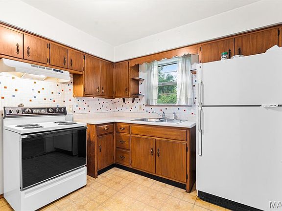 4th image of 48 Gatewood Ct