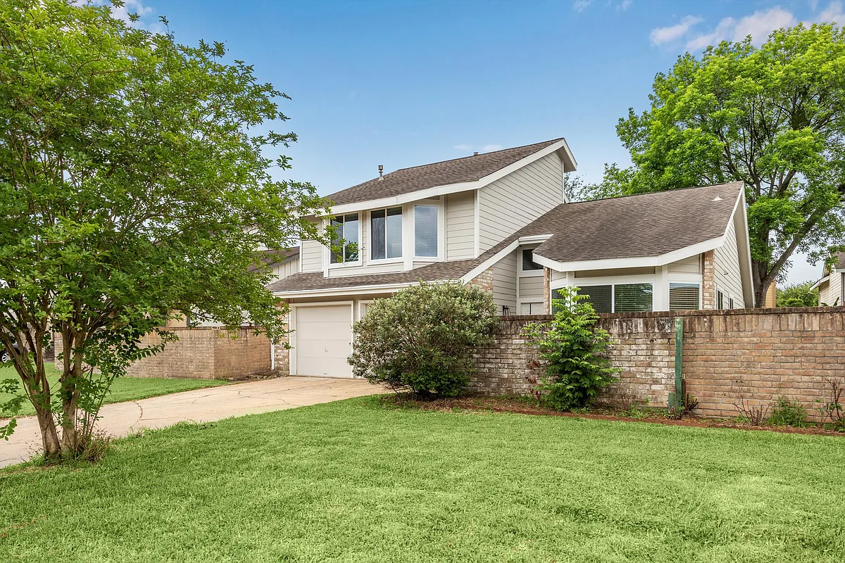 Building Photo - 13511 Windchase Ct
