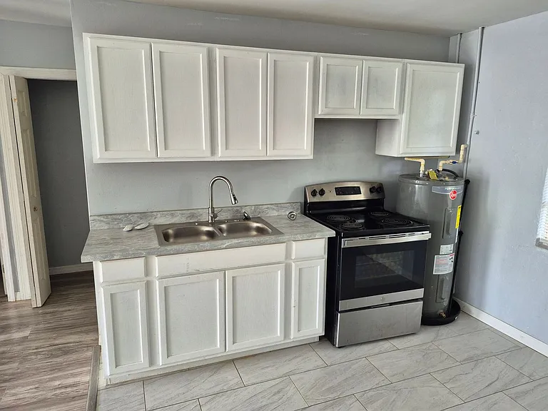 3408 E Dr Martin Luther King Jr Blvd #8 — Photo 8