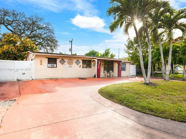 5626 Atlanta St, Hollywood, FL 33021