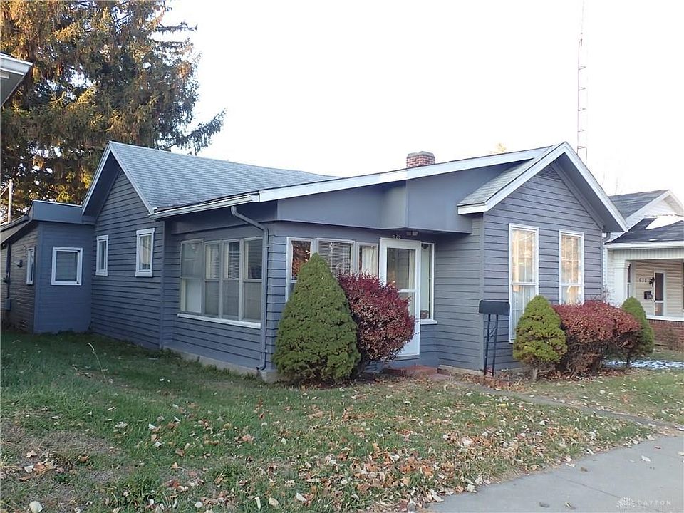 1st image of 626 E Main St