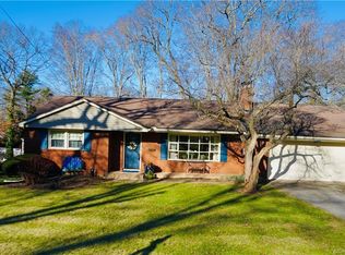 142 Bartlett St, Portland, CT 06480