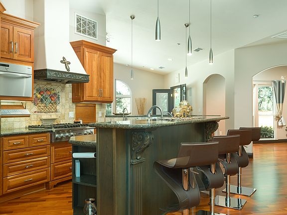 2 Tone Custom Kitchen