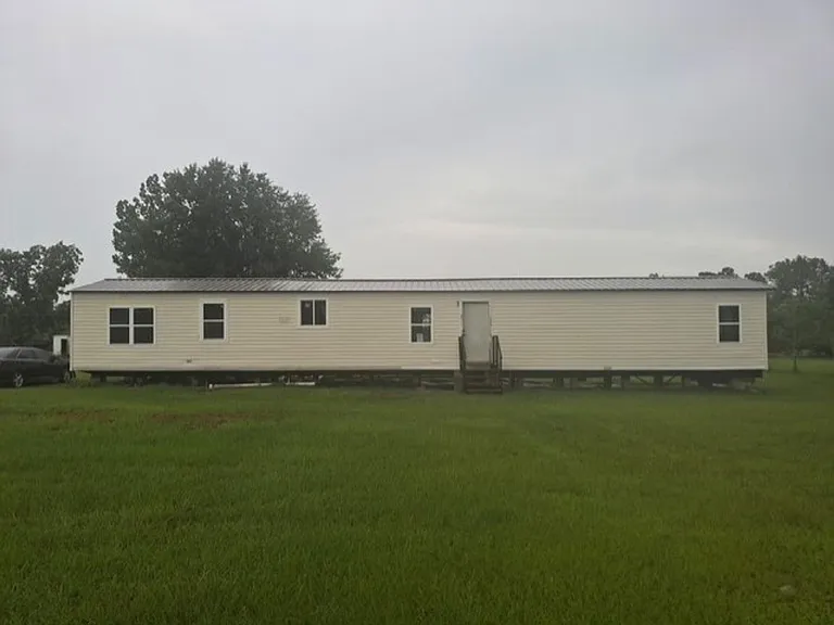 1245 Howell Rd — Photo 7