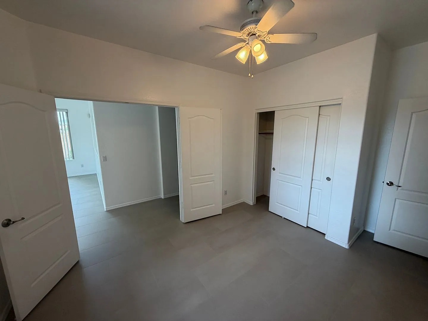 4 bed, 2.0 bath, 2072 sqft, $2,500 — Photo 4