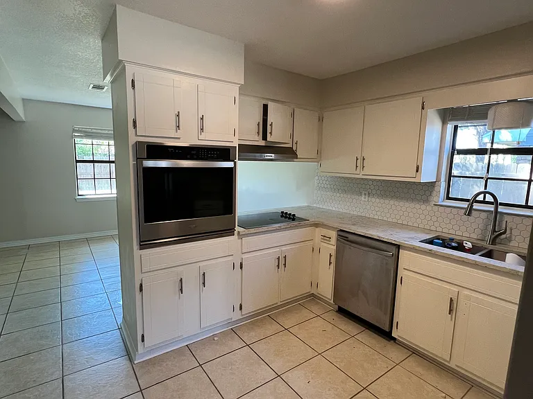 859 Camp Wilkes Rd — Photo 26
