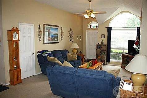 5th image of 1370 Honeysuckle Ln