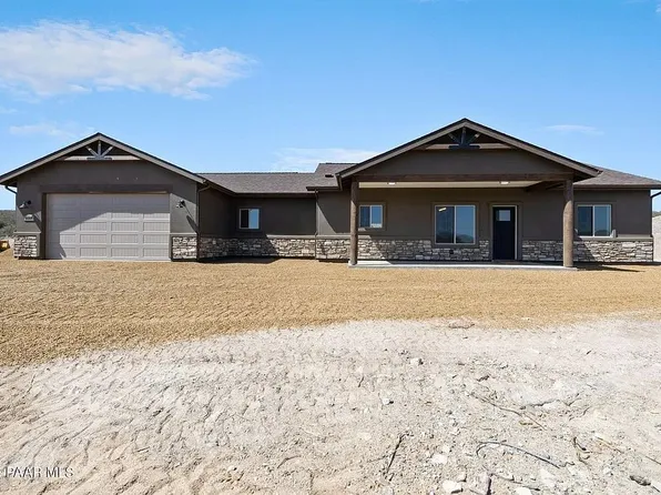 13555 E Soleil Down Rd, Mayer, AZ 86333