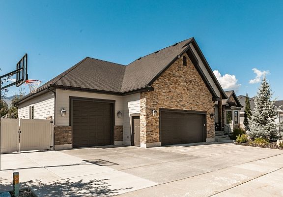 2nd image of 5965 Fairfield Dr