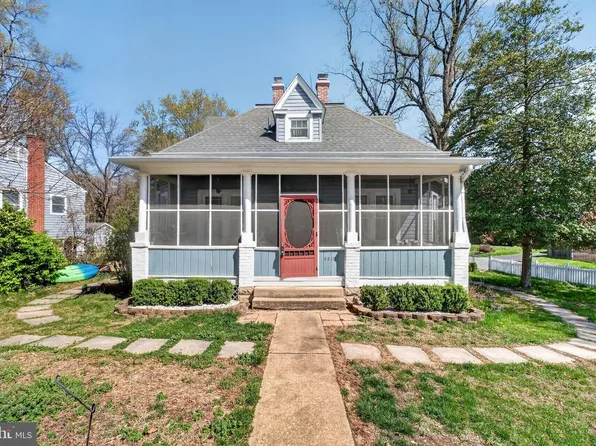 4810 Fox St, College Park, MD 20740