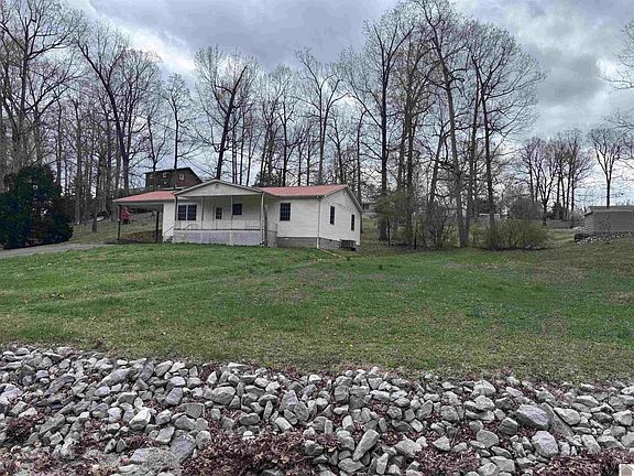 2nd image of 205 Valley Rd
