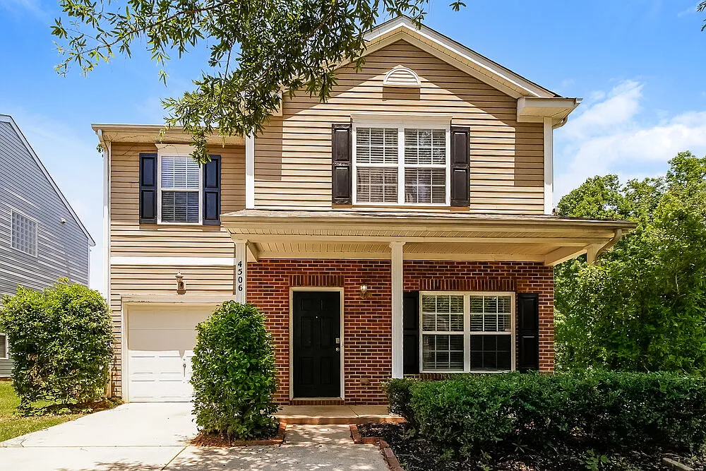 3 bed, 2.5 bath, 1972 sqft, $2,065 — Photo 1