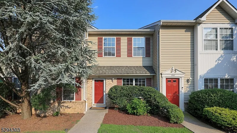 311 Tallwood Ln photo 1