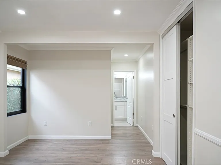 6343 Livia Ave — Photo 21