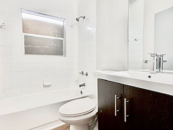 5th image of 1236 NW 8th Pl