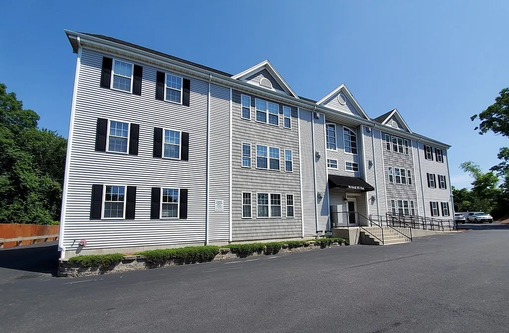 2 bed, 2.0 bath, 900 sqft, $2,650 — Photo 1