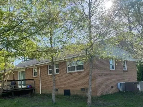 103 Lynn Cir, Sylvester, GA 31791