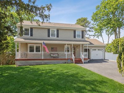 1 6th Street, Nesconset, NY, 11767