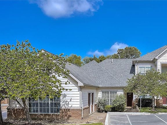 2nd image of 12230 Abbey Glen Ln