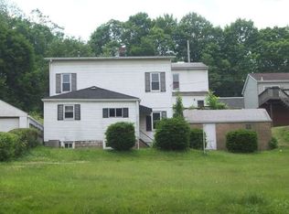 704 8th St, Trafford, PA 15085