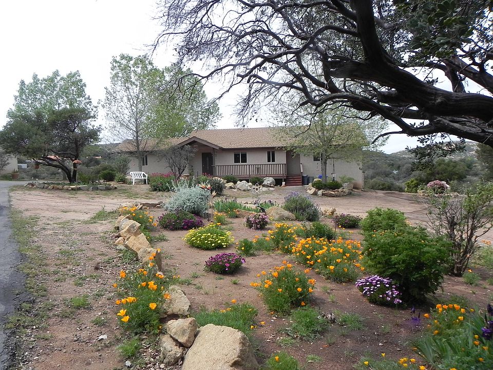 1st image of 10251 Oak Grove Dr