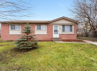 16268 Lauren St, Taylor, MI 48180