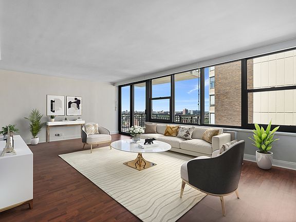 5th image of 3440 N Lake Shore Dr APT 17F