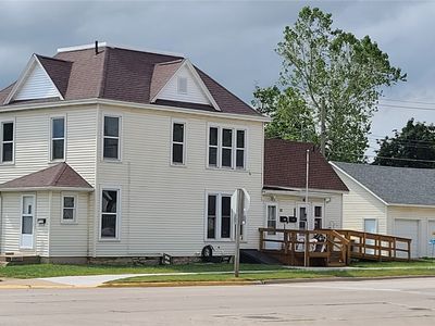 403 W 4th St, Vinton, IA, 52349