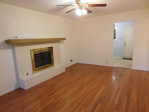 3rd image of 1716 Rockbridge Ter #A