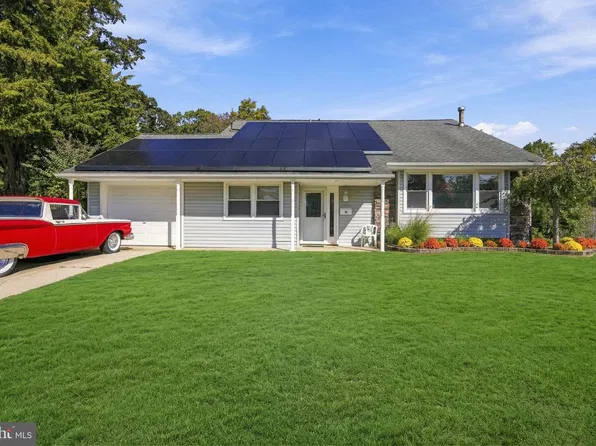 15 Alden Rd, Turnersville, NJ 08012