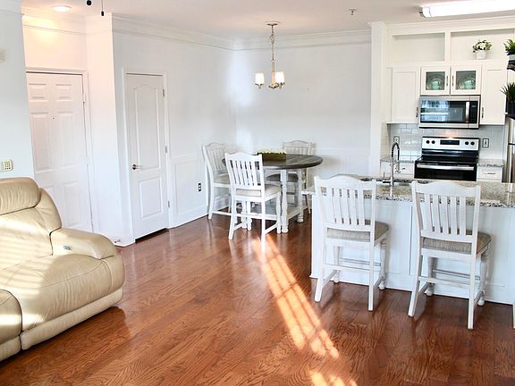 5th image of 1300 Park West Blvd Unit 1010