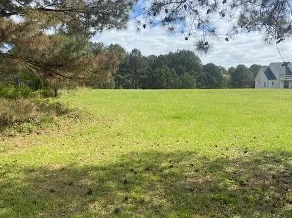 4A Horseshoe Cir, Loganville, GA 30052