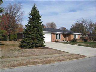 2nd image of 144 W Hill Valley Dr