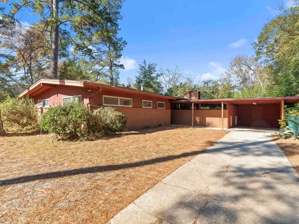 271 Lakeside Dr, Milledgeville, GA 31061