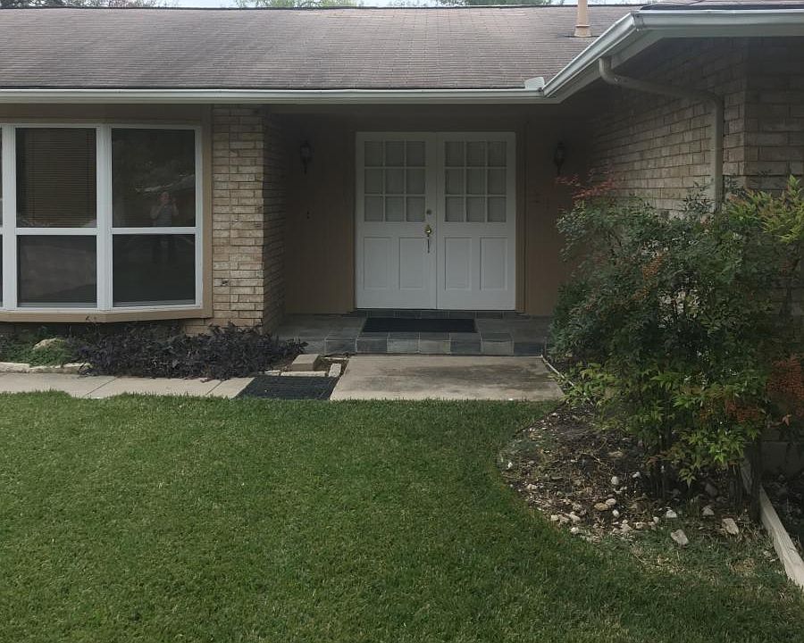 1st image of 2110 Cross Key Dr