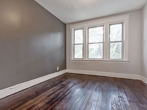 5th image of 168 Williams Ave