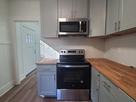 4th image of 228 Peninsula Ave