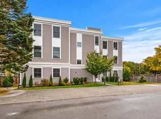 12R Front St #301, Exeter, NH 03833