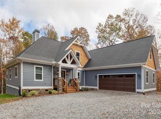 72 Spring Creek Ln, Saluda, NC 28773